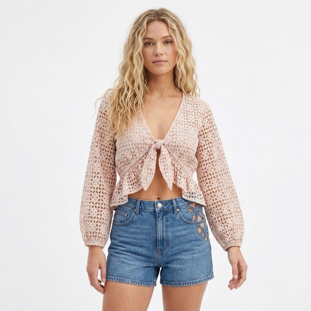 O'Neill Beige Eyelet Tie Front Top Medium Cottagecore Coquette Fairycore Boho